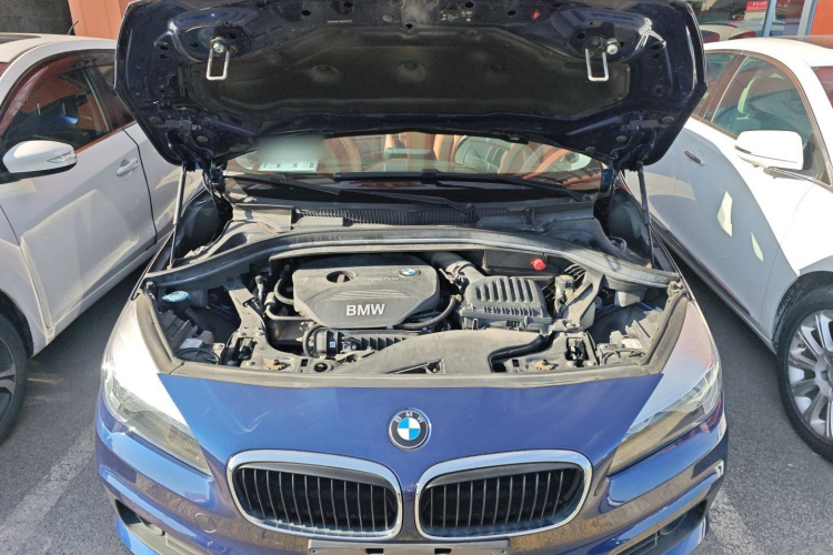 宝马2系旅行车 2016款 218i 时尚型局部细节24