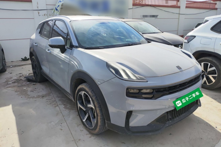 领克06 EM-P 2023款 1.5T Remix PHEV Pro车身外观3