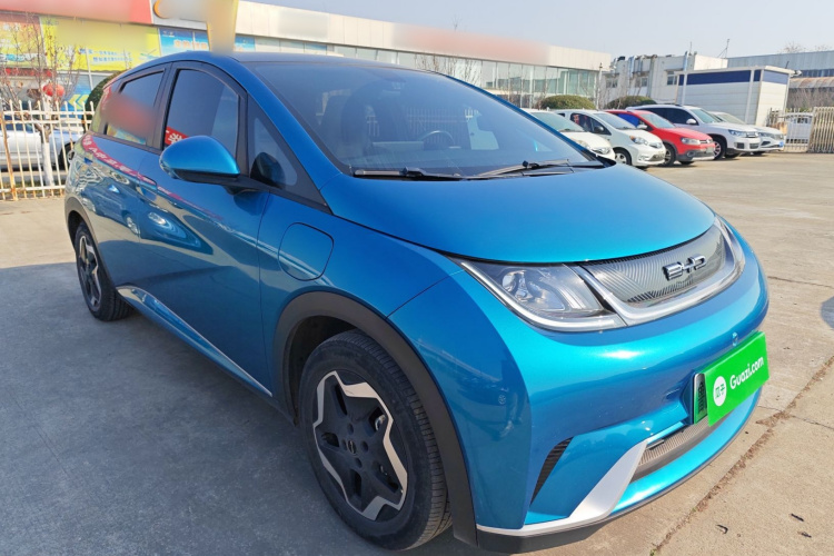 比亚迪 海豚 2021款 405km 时尚版车身外观3