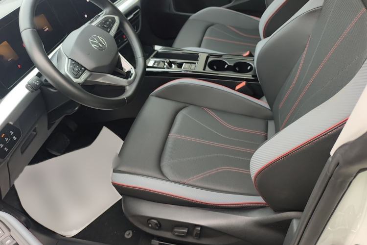 大众 2023款 凌渡L 280TSI DSG炫辣版局部细节19