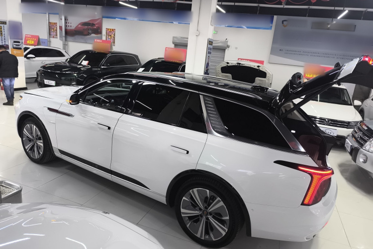 红旗E-HS9 2021款 510km 旗畅版 六座车身外观4