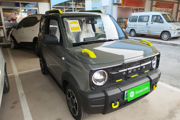 吉利银河 2025款 210km 熊猫骑士车身外观3