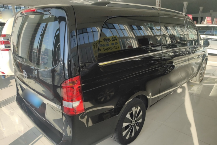 奔驰 威霆 2021款 2.0T 精英版 7座车身外观6005