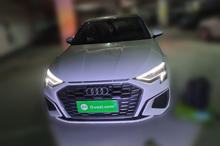 奥迪A3 2022款 A3L Limousine 35 TFSI 时尚运动型车身外观2