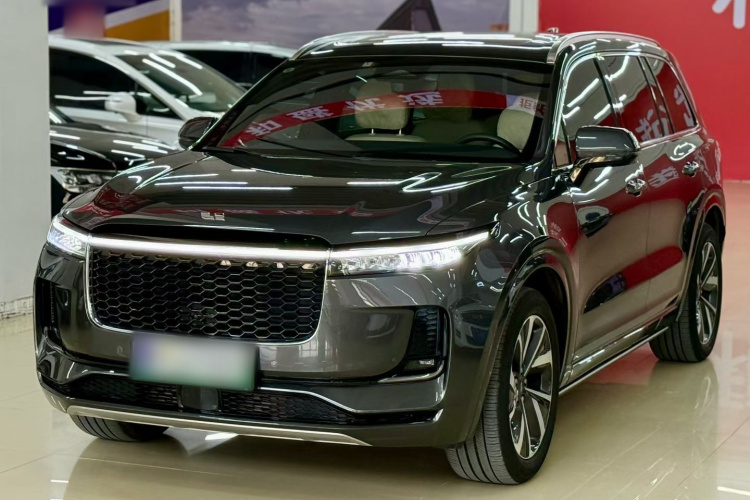 理想汽车 理想ONE 2021款 增程6座版车身外观4