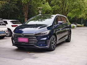 比亚迪 宋MAX新能源 2022款 DM-i 105KM 旗舰型