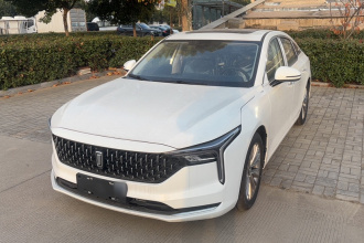 奔腾B70 2025款 龙耀版 1.5T 欢享型