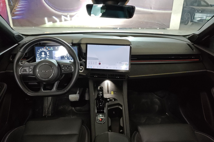 领克03 2023款 1.5TD DCT劲Pro中控内饰12