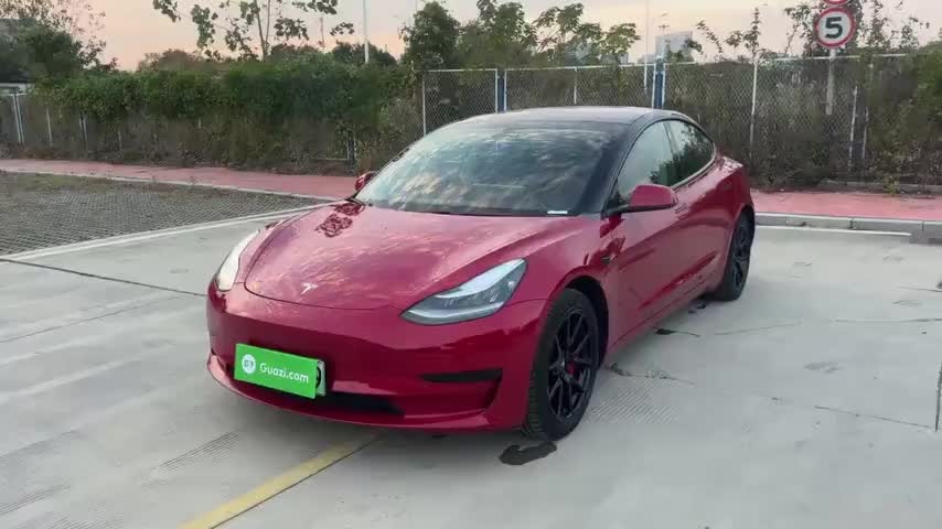 特斯拉 Model 3 2020款 改款 标准续航后驱升级版实拍1