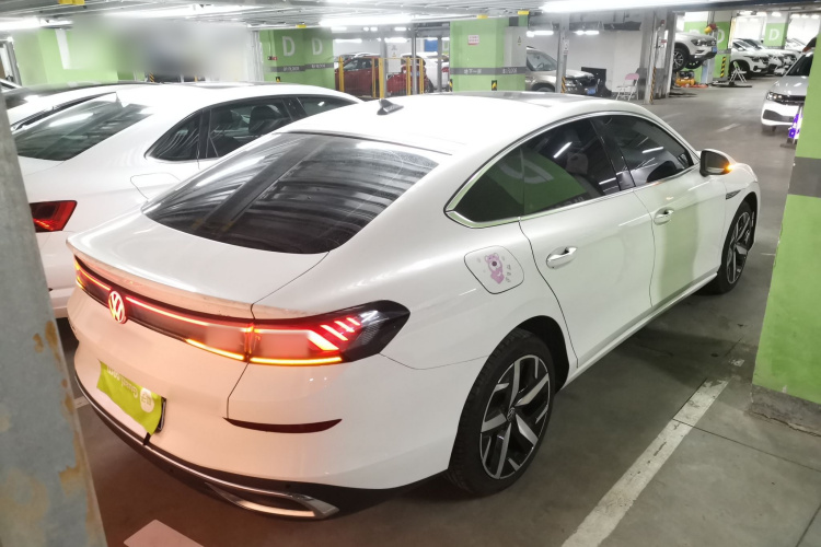 大众 2023款 凌渡L 280TSI DSG酷辣版车身外观7