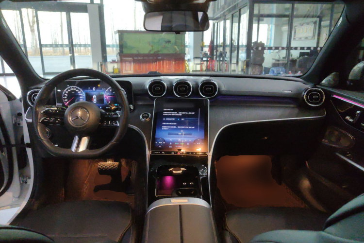 奔驰C级 2022款 C 200 L 运动版中控内饰7002