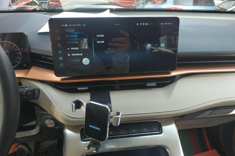 哈弗H6 2021款 第三代 1.5T 自动两驱Max中控内饰16