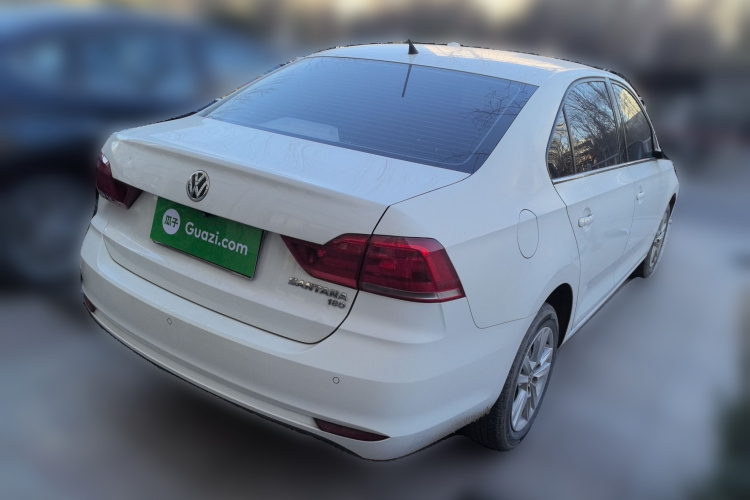 大众 桑塔纳 2016款 1.6L 自动舒适版车身外观7