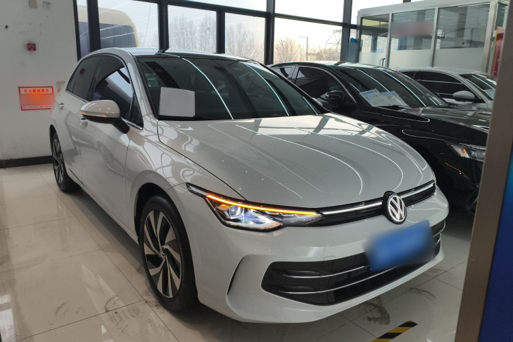 大众 高尔夫 2025款 300TSI Pro车身外观3