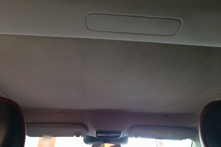 小鹏P7 2023款 P7i 702 Max中控内饰22