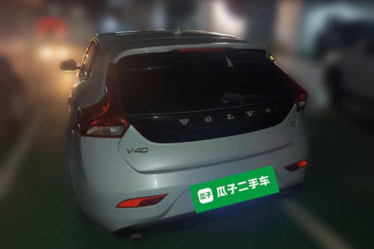 沃尔沃V40 2016款 T3 智逸版车身外观6