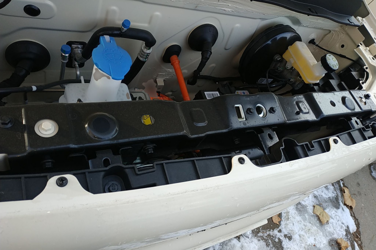 吉利银河 熊猫 2025款 210km 元气熊机舱底盘24