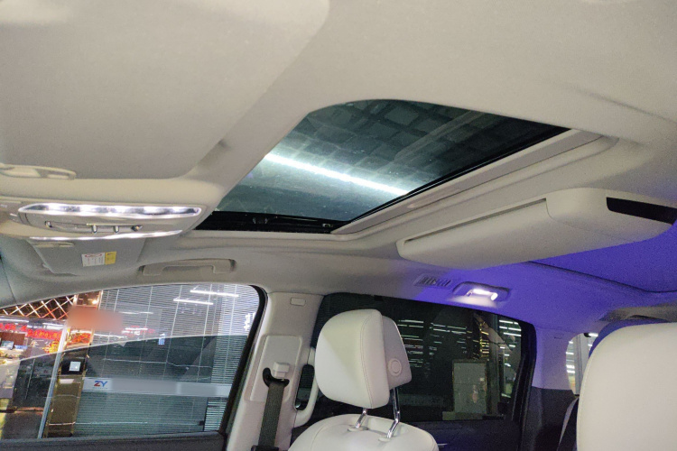 别克GL8 2025款 陆尊 尊享版中控内饰22