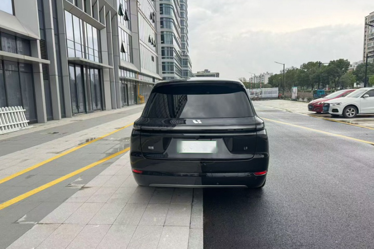 理想汽车 理想L9 2023款 Pro车身外观6006