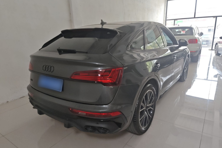 奥迪SQ5 Sportback 2023款 3.0 TFSI quattro车身外观7
