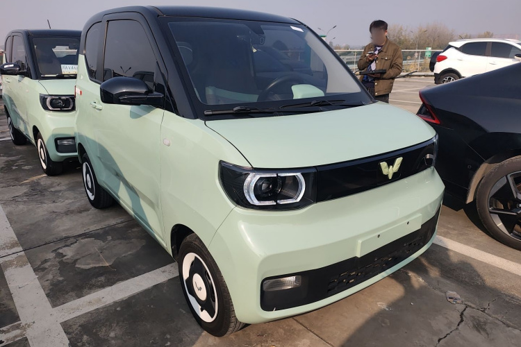 五菱汽车 宏光MINIEV 2021款 马卡龙臻享款 三元锂车身外观6002