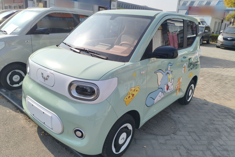 五菱汽车 宏光MINIEV 2024款 第三代 215km 青春版车身外观1