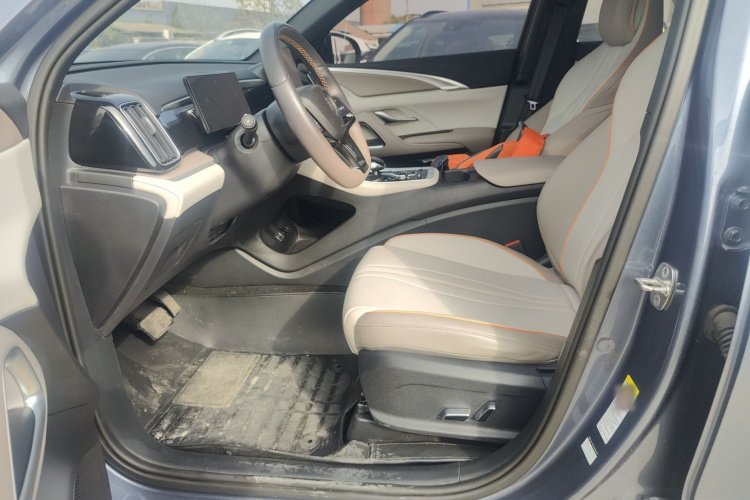 比亚迪 宋Pro新能源 2023款 冠军版 DM-i 71KM领先型局部细节19