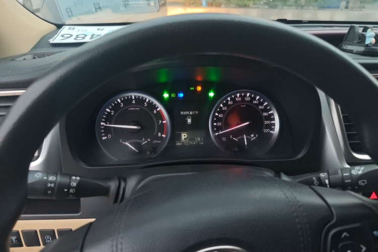 丰田 汉兰达 2017款 2.0T 两驱精英版 5座局部细节14