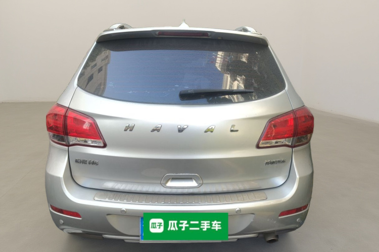 哈弗H6 2013款 升级版 2.4L 自动两驱尊贵型车身外观6