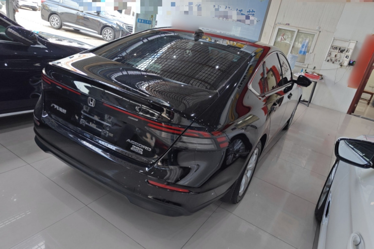 本田 雅阁 2024款 260TURBO 豪华版车身外观6005