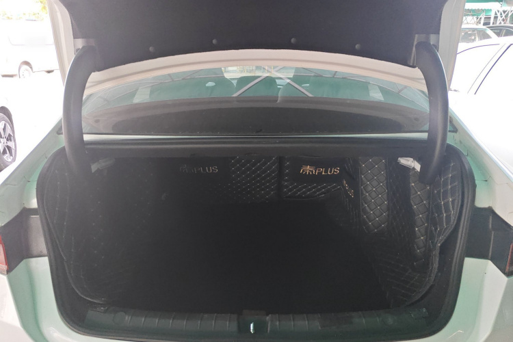 比亚迪 秦PLUS 2021款 EV 510KM 出行版机舱底盘23