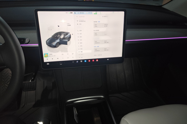 特斯拉 Model Y 2024款 后轮驱动版局部细节16