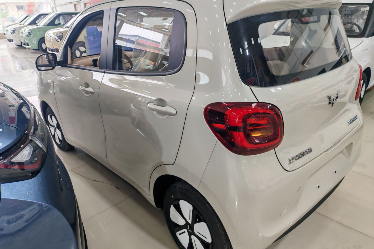 五菱汽车 宏光MINIEV 2025款 四门版 进阶款车身外观6001