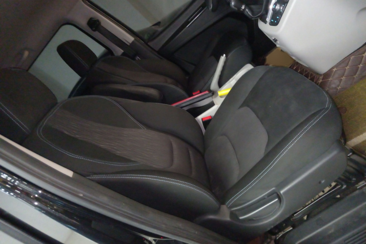 江淮瑞风 瑞风M3 2019款 宜家版 1.8L 豪华智能型局部细节41