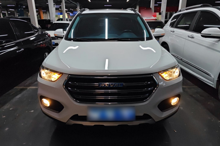 哈弗H6 2017款 蓝标 运动版 1.5T 自动两驱豪华型车身外观2