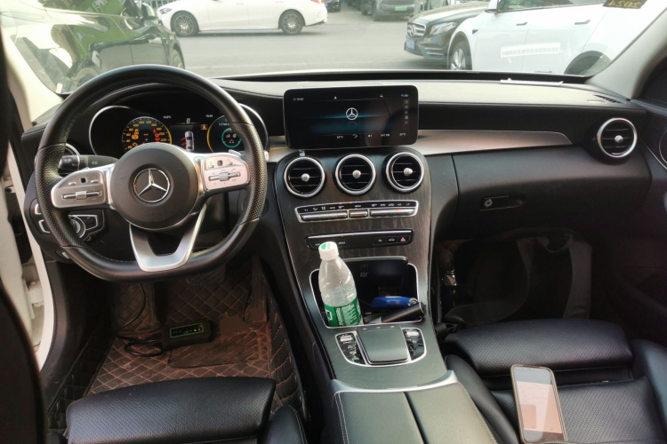 奔驰C级 2020款 改款 C 260 L 运动版中控内饰12