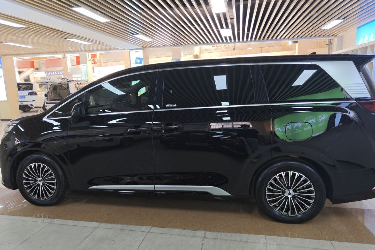 腾势D9 2024款 DM-i 1050 尊享型车身外观4