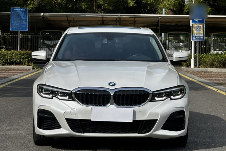 宝马3系 2021款 改款 320Li M运动套装车身外观6003