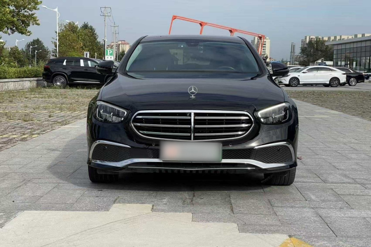 奔驰E级新能源 2021款 E 350 e L 插电式混合动力轿车车身外观6001