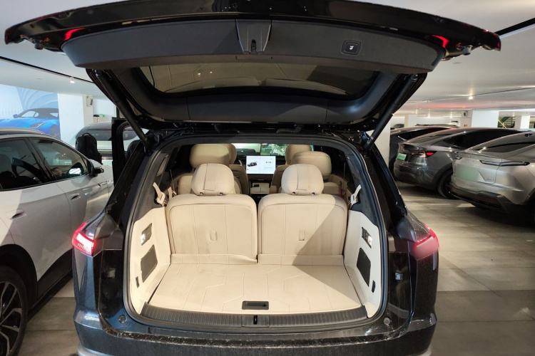 乐道L90 2025款 Ultra 六座版机舱底盘23