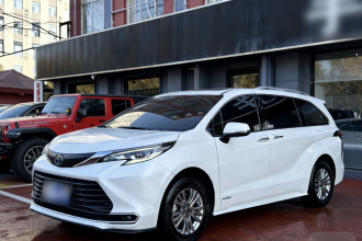 丰田 赛那SIENNA 2021款 2.5L混动 舒适版
