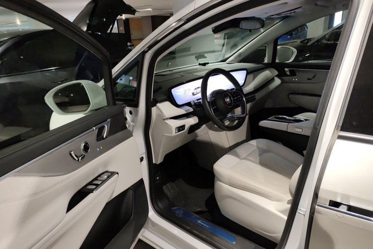 别克GL8新能源 2024款 陆尊 智享版 7座中控内饰20