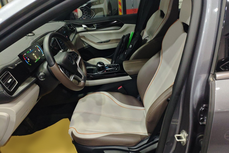 比亚迪 秦PLUS 2023款 冠军版 EV 510KM领先型中控内饰19