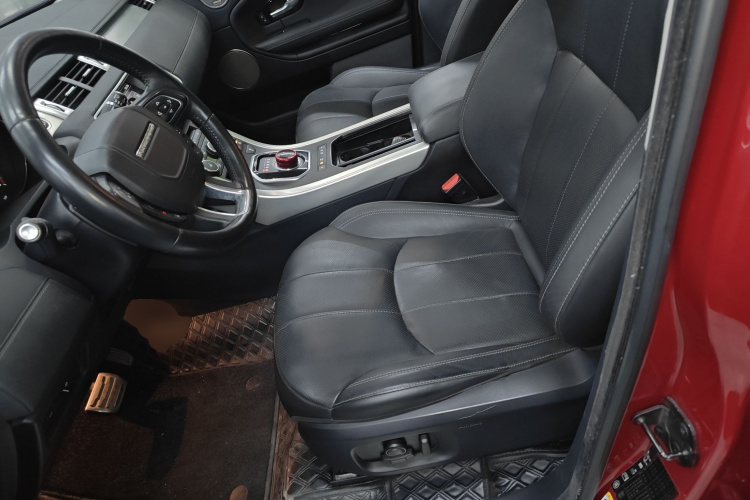 路虎 揽胜极光 2016款 2.0T SE PLUS 智享版中控内饰19