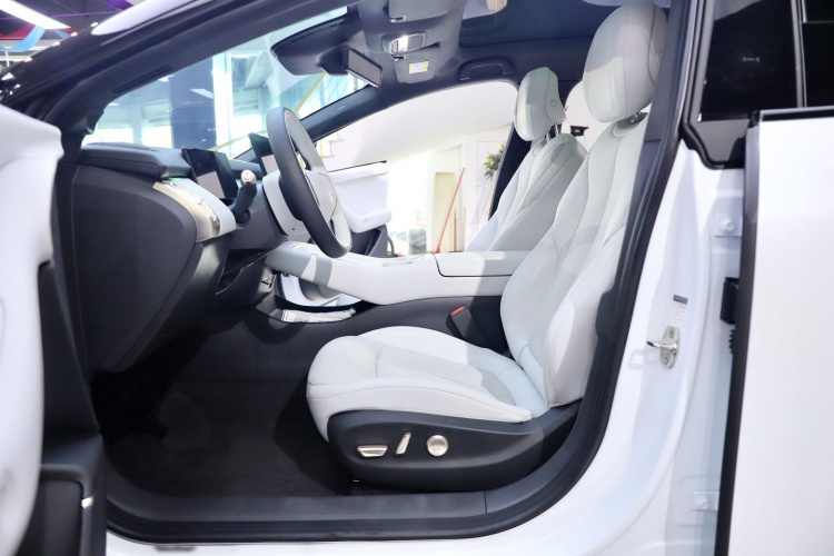 小鹏P7+ 2024款 长续航 Max局部细节19