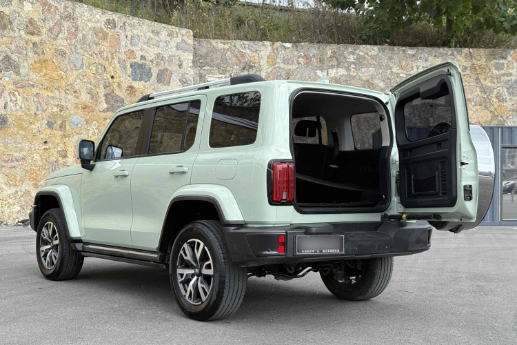 坦克300 2021款 城市版 2.0T 很有型车身外观6004