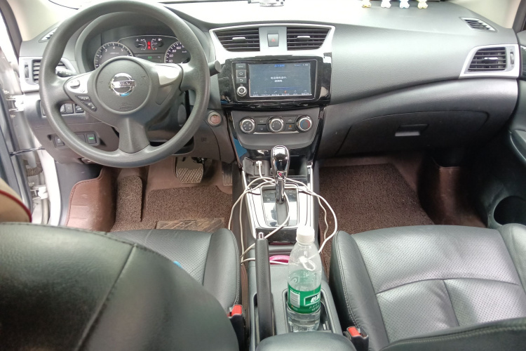 日产 轩逸 2016款 1.6XV CVT智享版中控内饰12