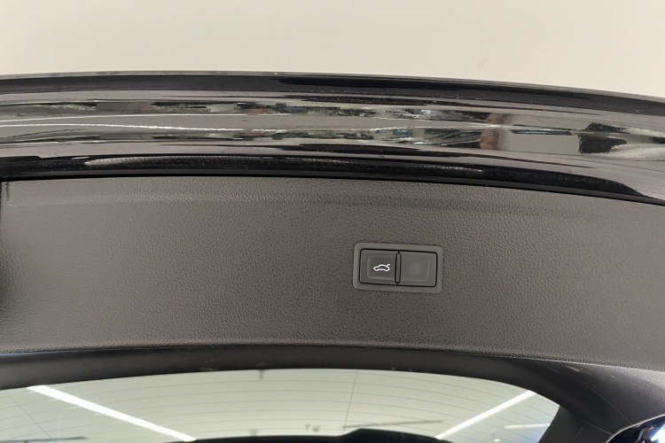 奥迪Q5L 2022款 改款 40T 豪华动感型中控内饰7012