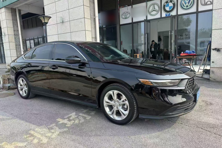 本田 雅阁 2023款 260TURBO 智享版车身外观6003