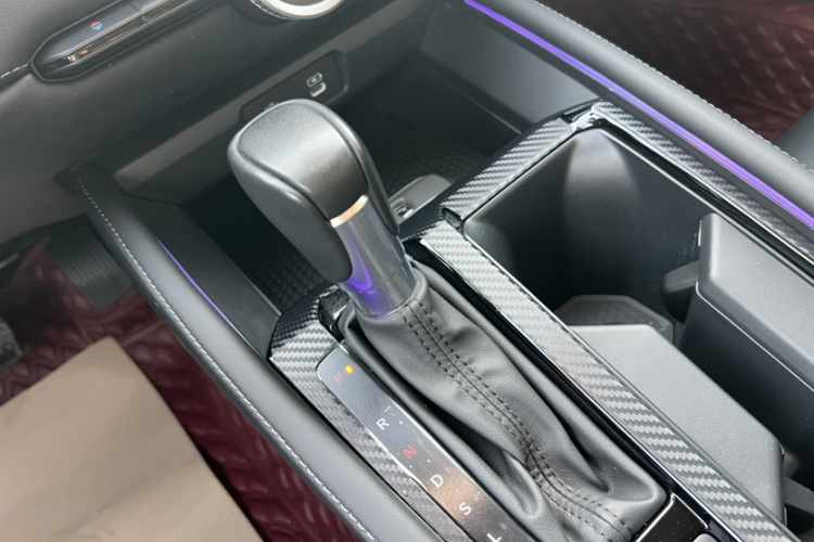 本田 雅阁 2023款 260TURBO 卓越版局部细节18